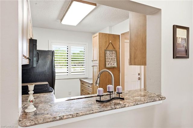 7406 Lake Breeze DR 218, Fort Myers, FL 33907