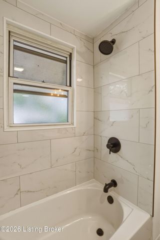 12113 E Orell Rd, Louisville, KY 40272