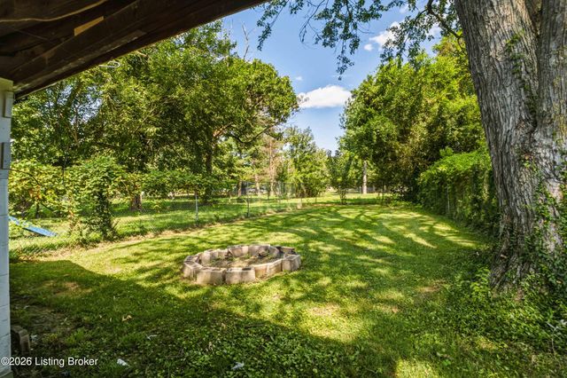 12113 E Orell Rd, Louisville, KY 40272