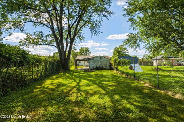 12113 E Orell Rd, Louisville, KY 40272