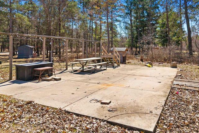 852 Sterling Road, Nekoosa, WI 54557