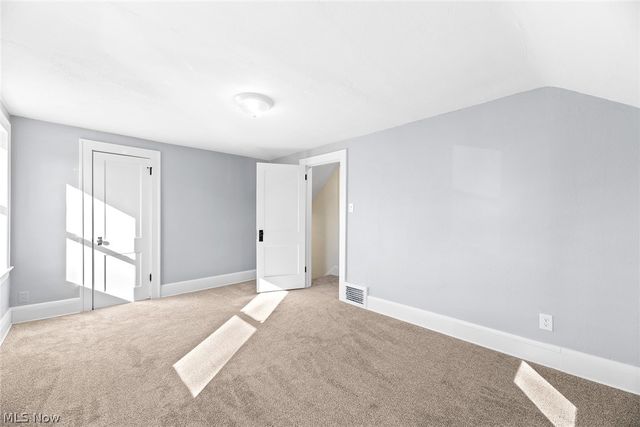 1933 10th Street, Cuyahoga Falls, OH 44221