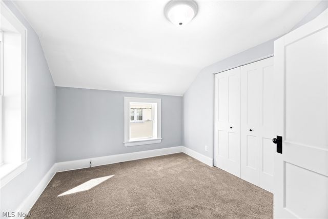 1933 10th Street, Cuyahoga Falls, OH 44221