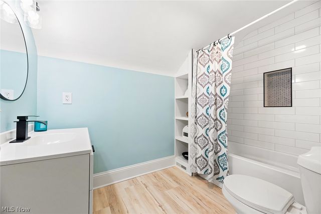 1933 10th Street, Cuyahoga Falls, OH 44221