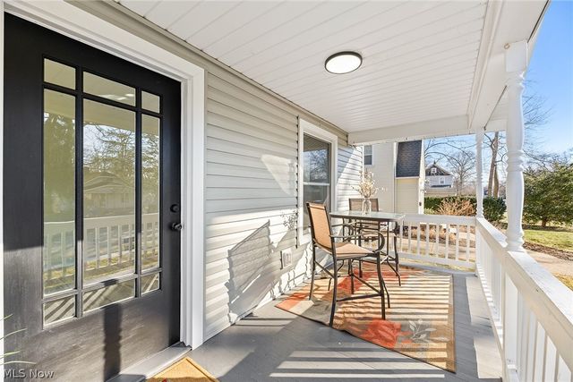 1933 10th Street, Cuyahoga Falls, OH 44221