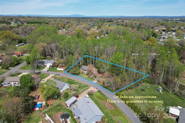 4896 Birch Circle, Hickory, NC 28602