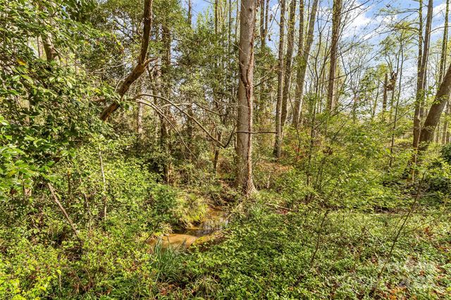 4896 Birch Circle, Hickory, NC 28602