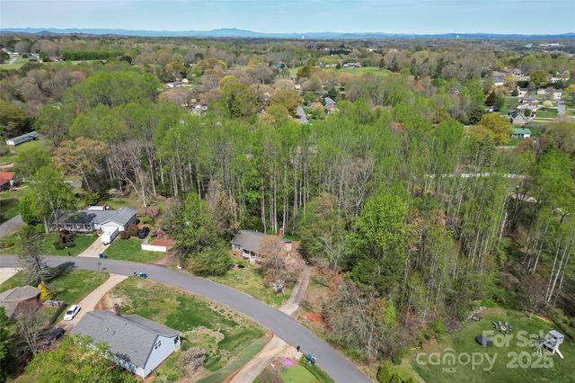 4896 Birch Circle, Hickory, NC 28602
