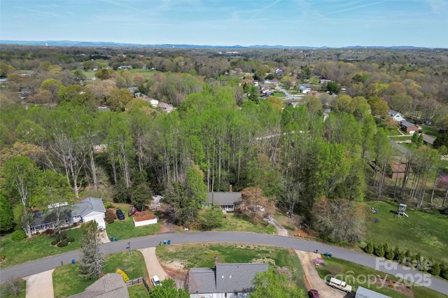 4896 Birch Circle, Hickory, NC 28602