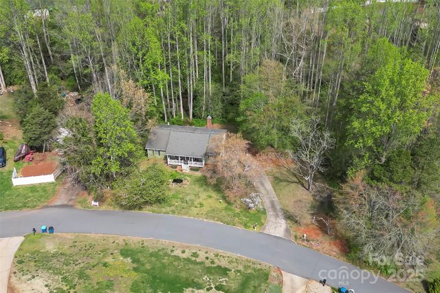 4896 Birch Circle, Hickory, NC 28602