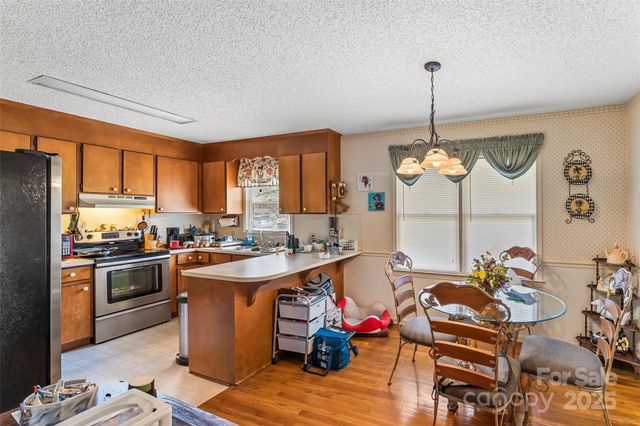 4896 Birch Circle, Hickory, NC 28602