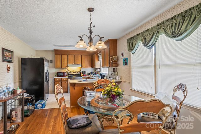 4896 Birch Circle, Hickory, NC 28602