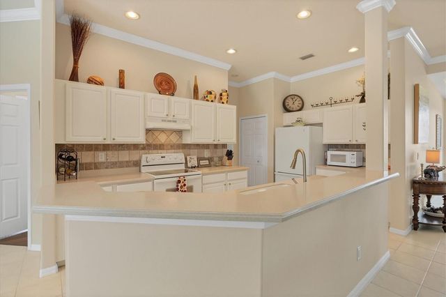 5171 55TH STREET CIRCLE W, Bradenton, FL 34210