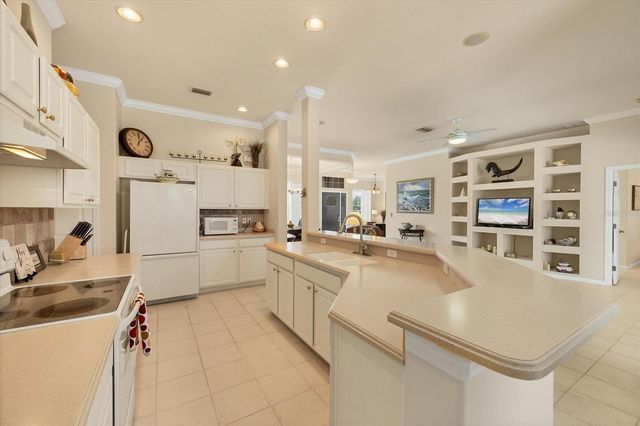 5171 55TH STREET CIRCLE W, Bradenton, FL 34210