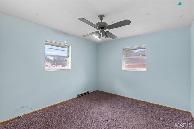 83 Harnett Avenue, Wood River, IL 62095