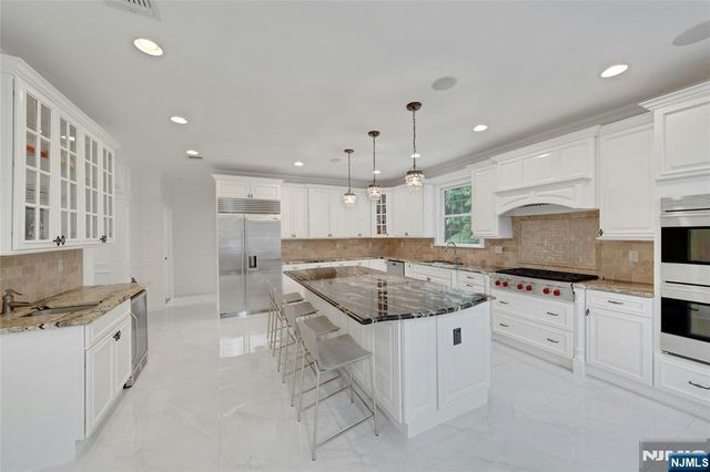 38 Glenwood Avenue, Demarest, NJ 07627