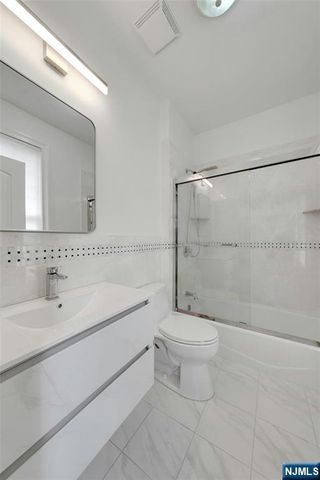 38 Glenwood Avenue, Demarest, NJ 07627