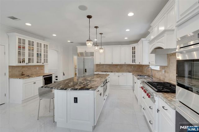 38 Glenwood Avenue, Demarest, NJ 07627