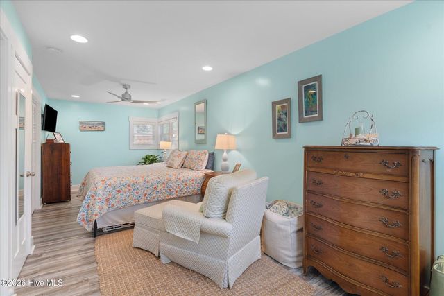 104 SE 5th Street, Oak Island, NC 28465