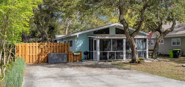 104 SE 5th Street, Oak Island, NC 28465