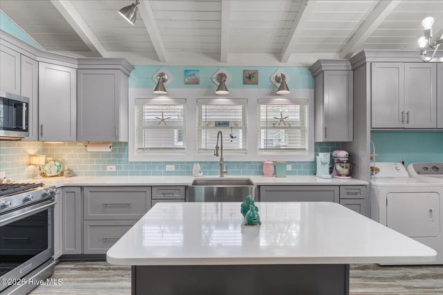 104 SE 5th Street, Oak Island, NC 28465