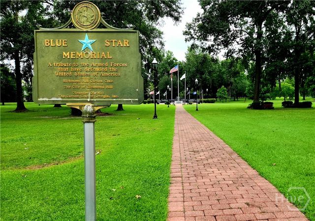 131 Hogan Drive, Richmond Hill, GA 31324