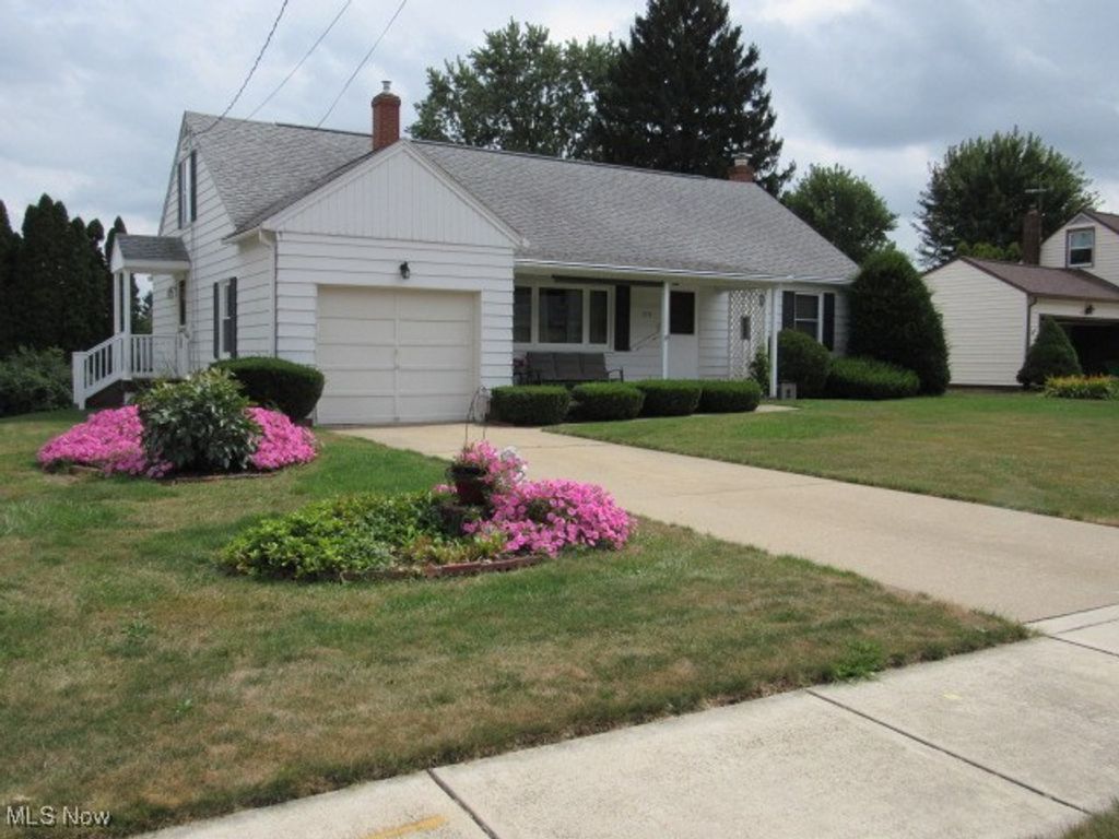 224 Smucker Street, Orrville, OH 44667