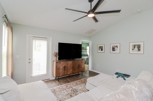 281 Ardila Cir, St Augustine, FL 32084