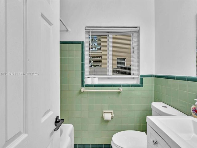 1313 NE 11th Street 0, Fort Lauderdale, FL 33304