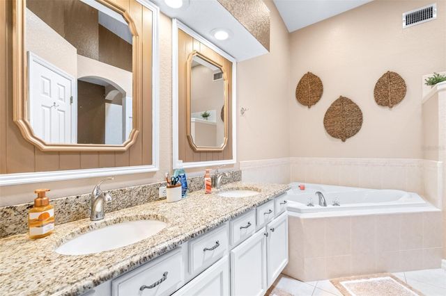 6866 BENDELOW DRIVE, Lakeland, FL 33810