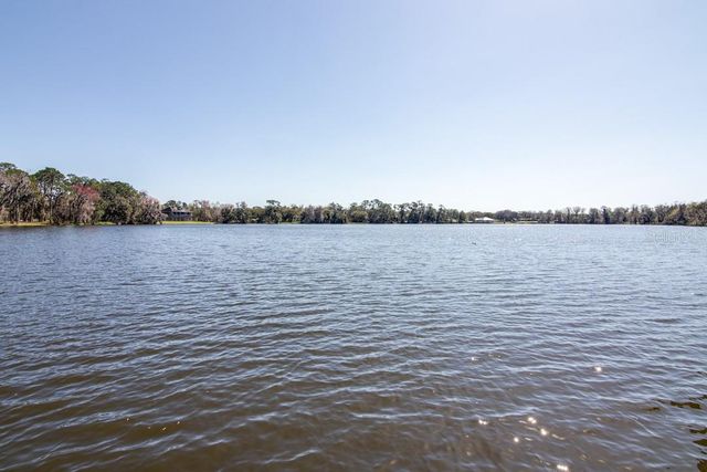 6866 BENDELOW DRIVE, Lakeland, FL 33810