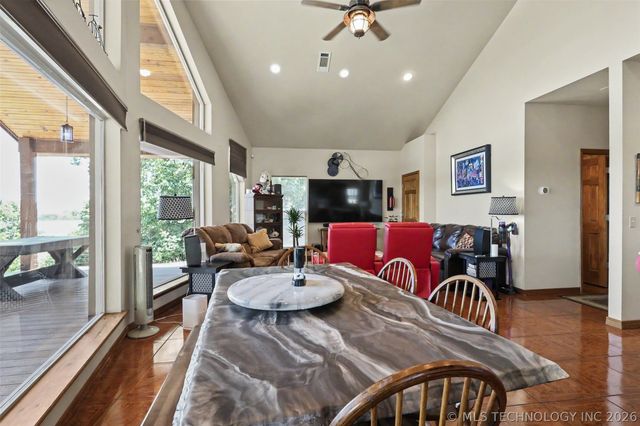 18745 W Lakewood Drive, Park Hill, OK 74451