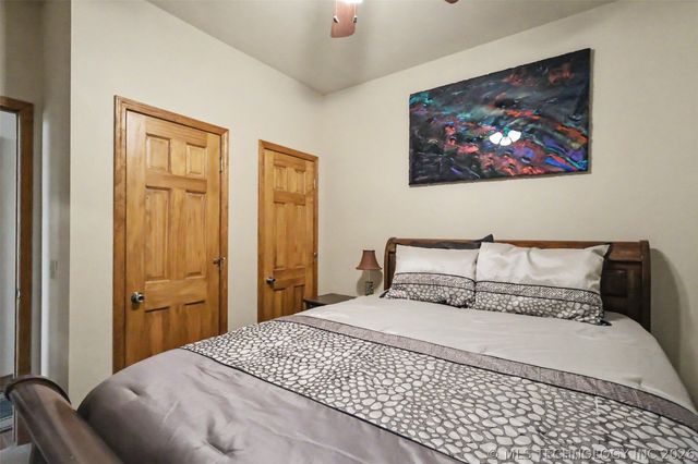 18745 W Lakewood Drive, Park Hill, OK 74451