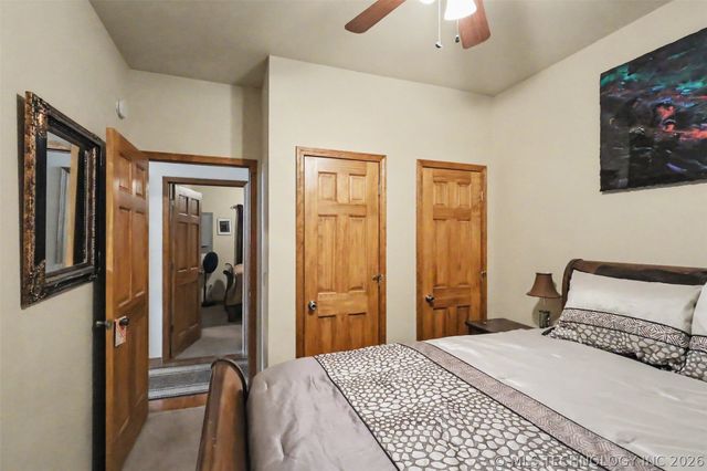 18745 W Lakewood Drive, Park Hill, OK 74451