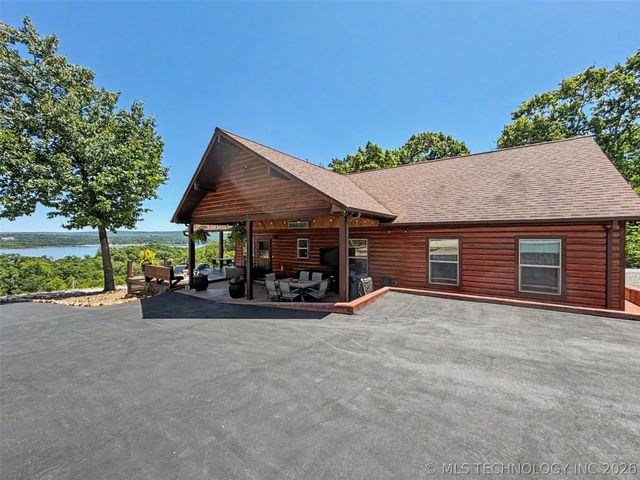 18745 W Lakewood Drive, Park Hill, OK 74451