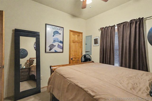 18745 W Lakewood Drive, Park Hill, OK 74451