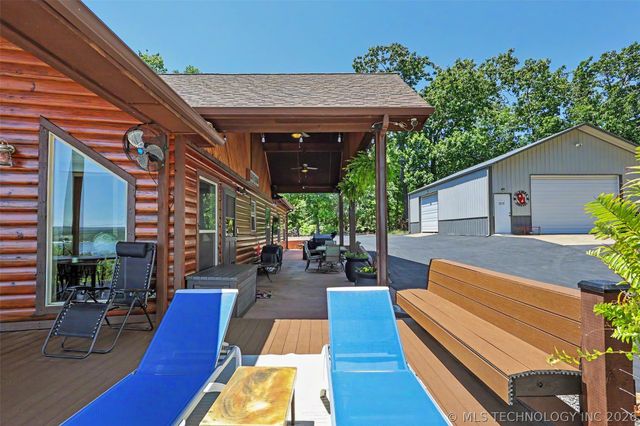18745 W Lakewood Drive, Park Hill, OK 74451