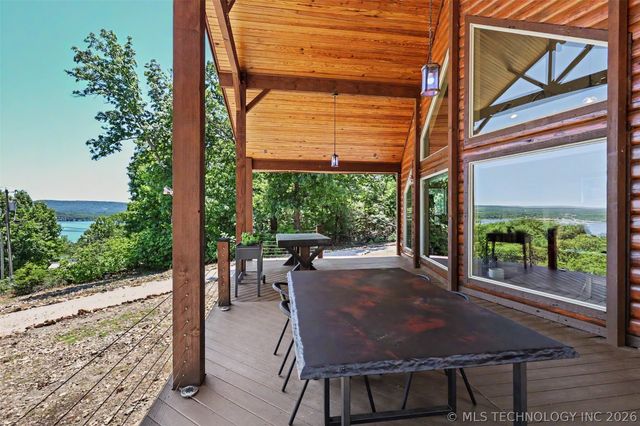 18745 W Lakewood Drive, Park Hill, OK 74451