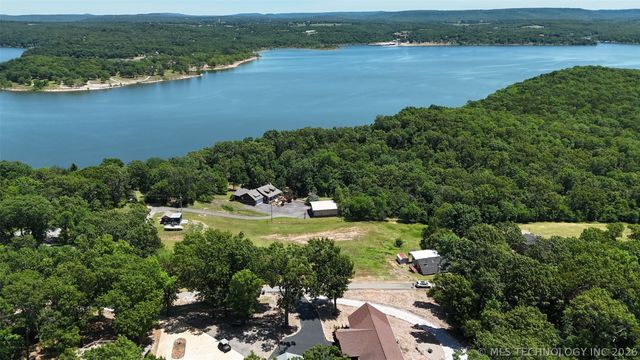 18745 W Lakewood Drive, Park Hill, OK 74451
