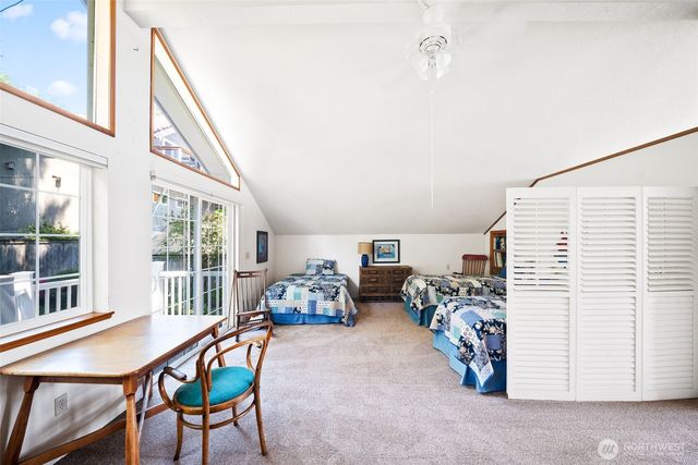 9230 B Hunter Point Road NW, Olympia, WA 98502