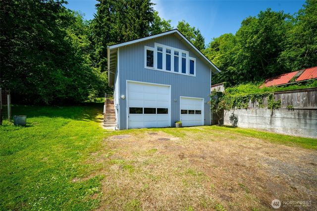 9230 B Hunter Point Road NW, Olympia, WA 98502