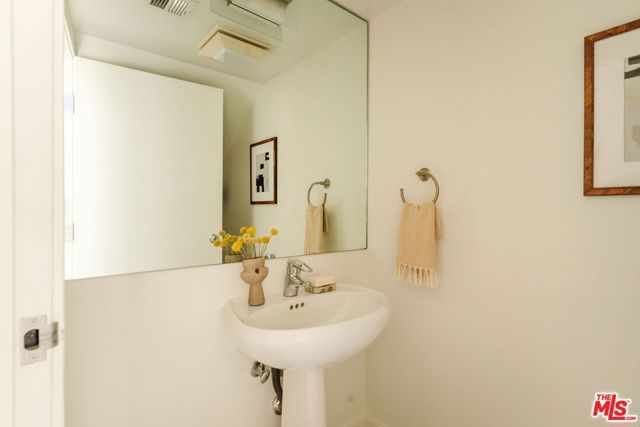 1254 24th Street 2, Santa Monica, CA 90404