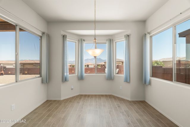 906 N Camino Cerro Morado, Green Valley, AZ 85614