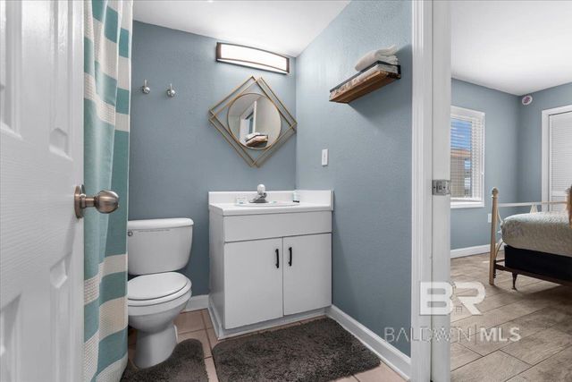 517 E Beach Boulevard 5D, Gulf Shores, AL 36542
