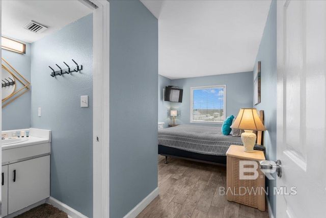 517 E Beach Boulevard 5D, Gulf Shores, AL 36542