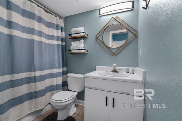 517 E Beach Boulevard 5D, Gulf Shores, AL 36542