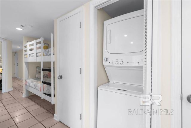 517 E Beach Boulevard 5D, Gulf Shores, AL 36542