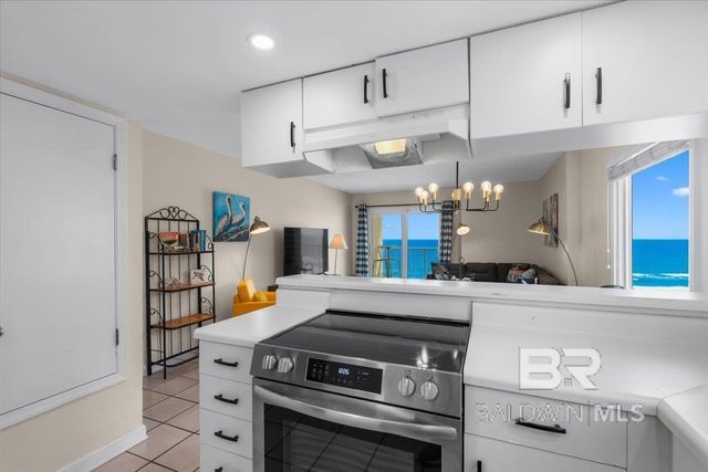 517 E Beach Boulevard 5D, Gulf Shores, AL 36542