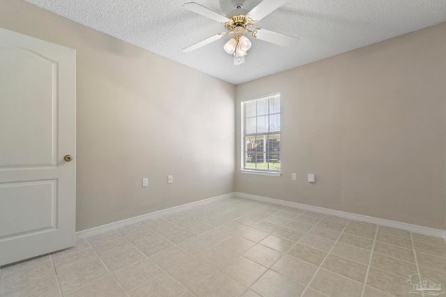 3688 Quail Run Rd, Gulf Breeze, FL 32563