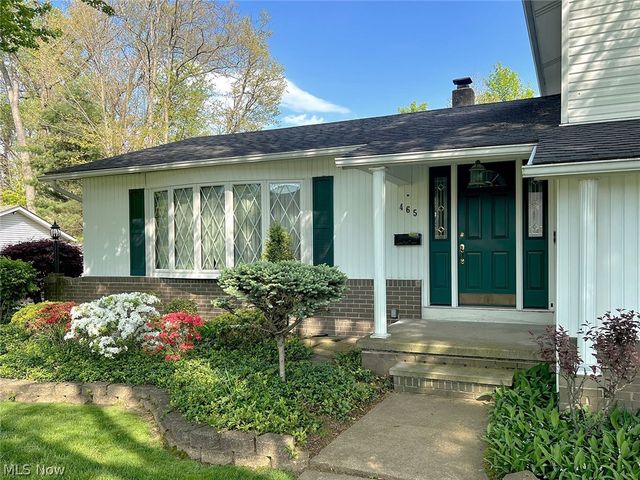 465 Kar A Bru, Amherst, OH 44011